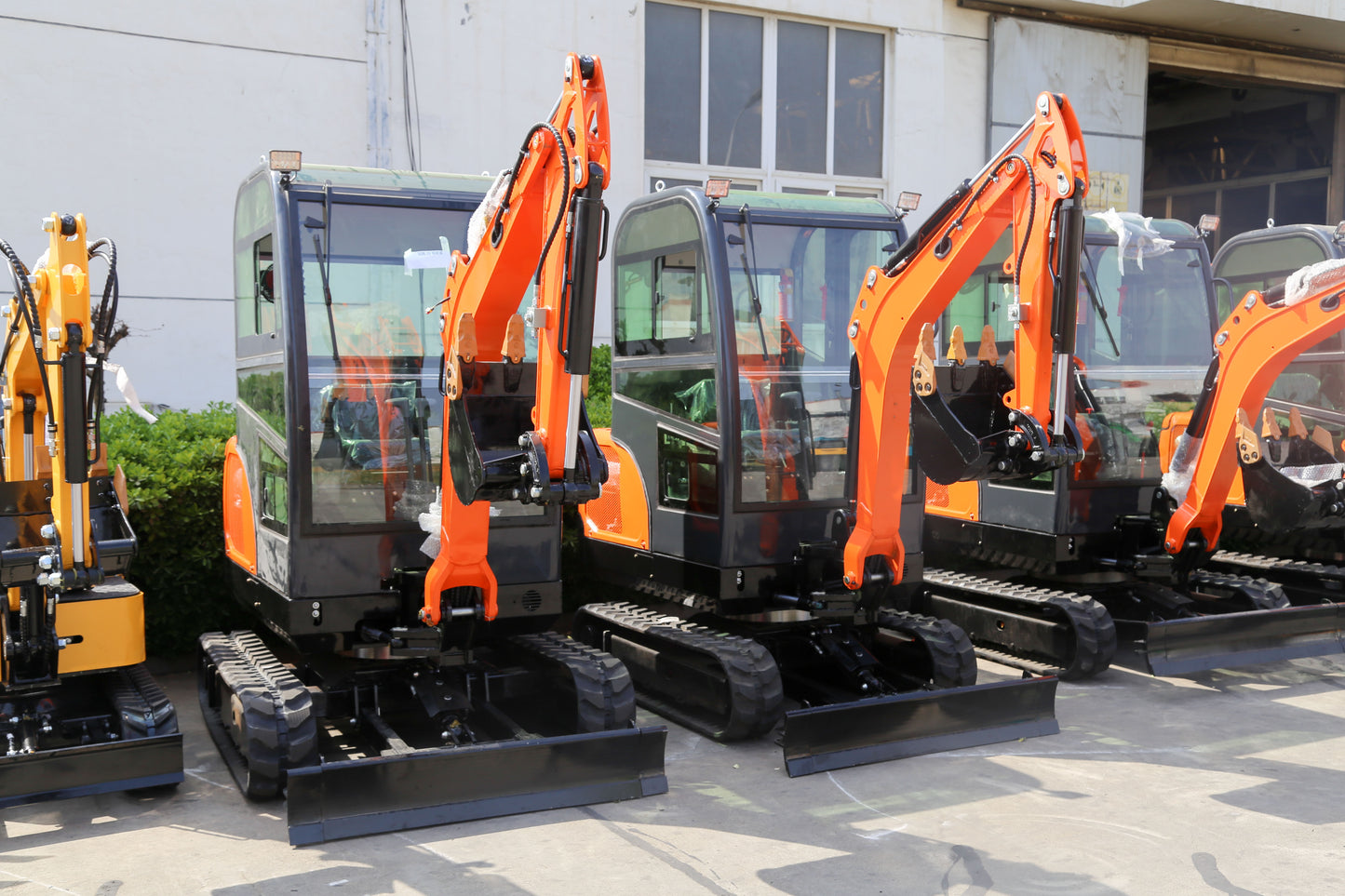 2.5 tonne excavator